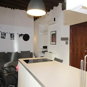 del-parque-flats-alvarez-suite.hotelsinnerja.org/