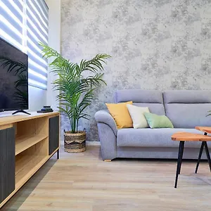 del-parque-flats-estudio-malaga.1costadelsol.com/
